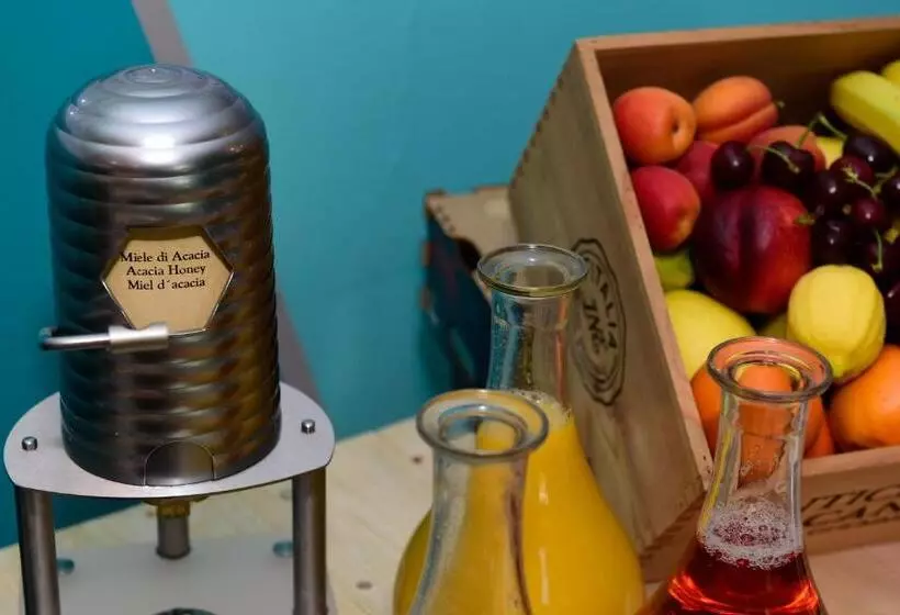 هتل Ostello Verbania