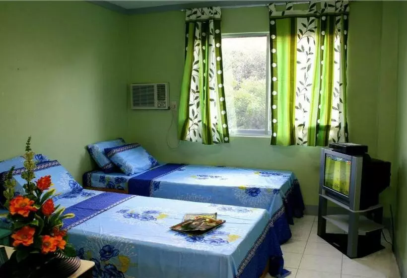 בית מלון כפרי Pacific Pensionne