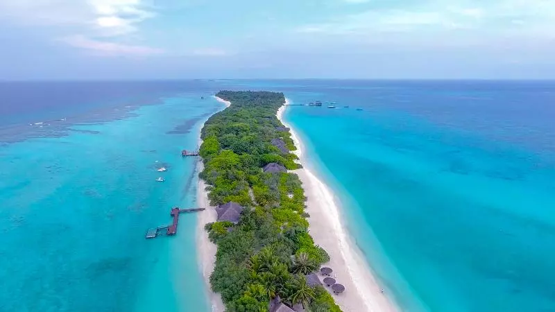 هتل Palm Beach Island Resort & Spa Maldives