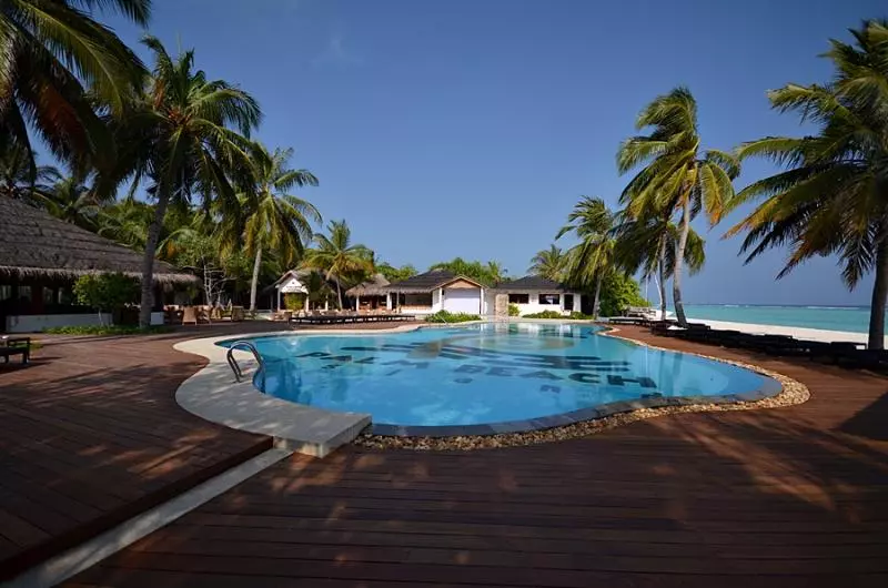 هتل Palm Beach Island Resort & Spa Maldives