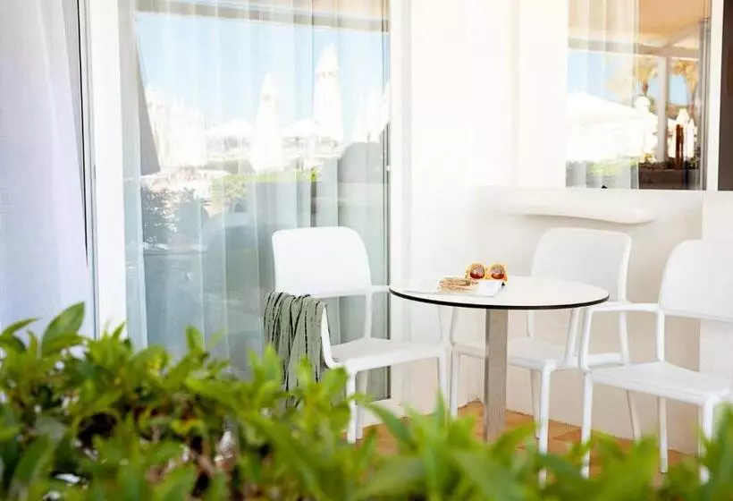 Отель Sunwing Alcudia Beach