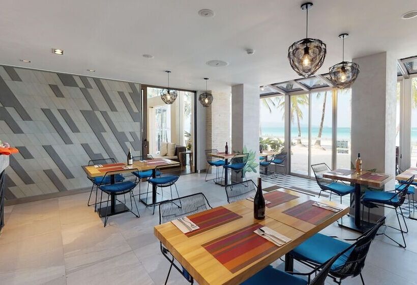 Hotel The District Boracay