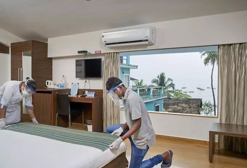 Hotel The Hawaii Comforts