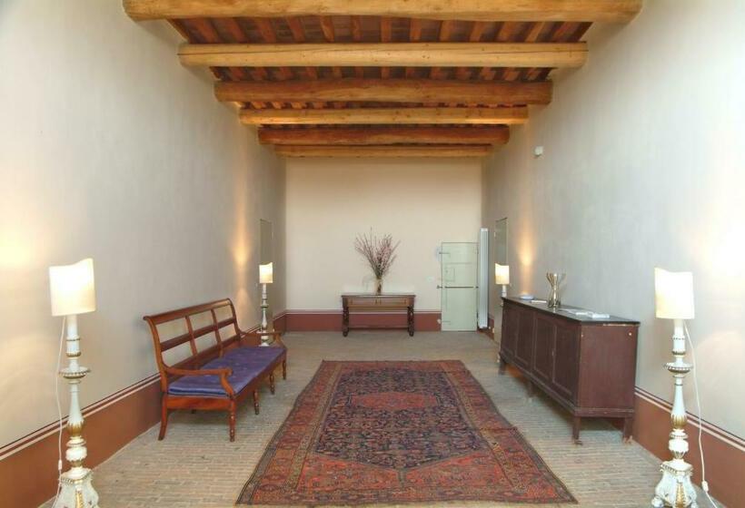 مبيت وإفطار Al Podere Santa Cristina