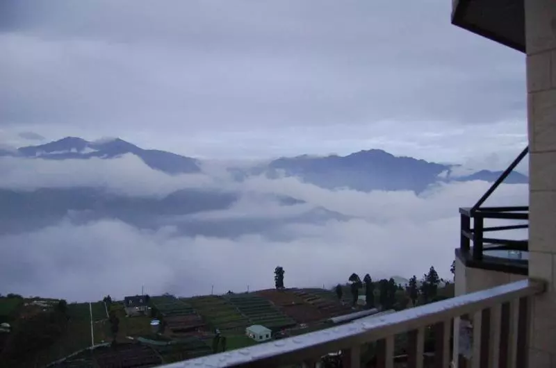تختخواب و صبحانه Cingjing Farm Jenku Villa
