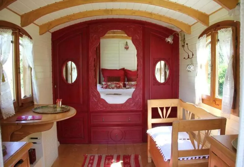 Aamiaismajoitus (B&B) La Hulotte