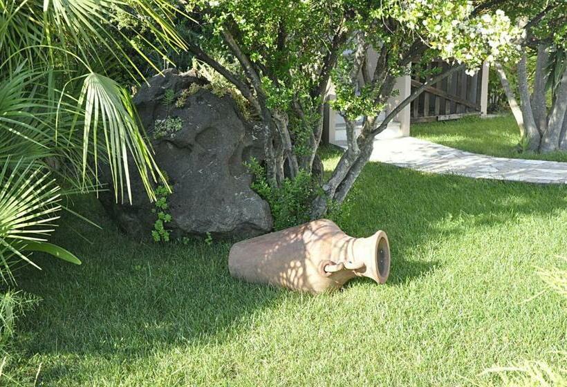 Bed & Breakfast Ajò A Casa