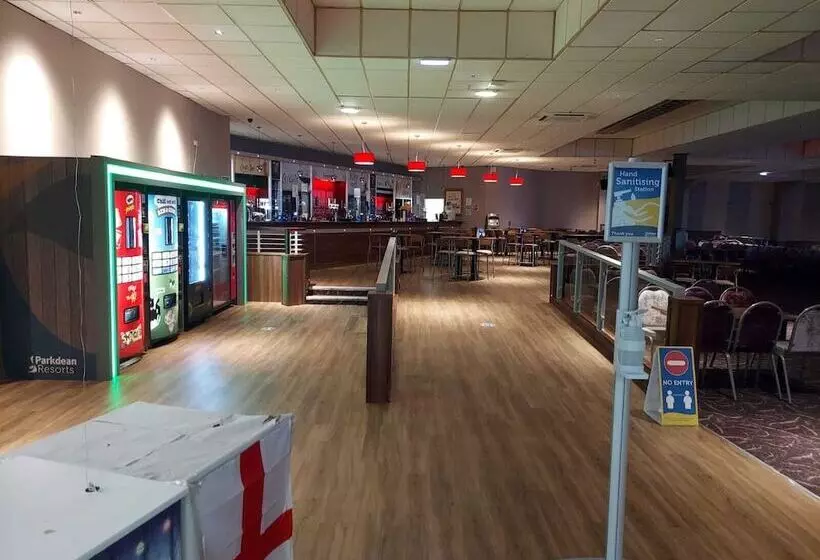 Cayton Pines Lodge At Cayton Bay Holiday Park