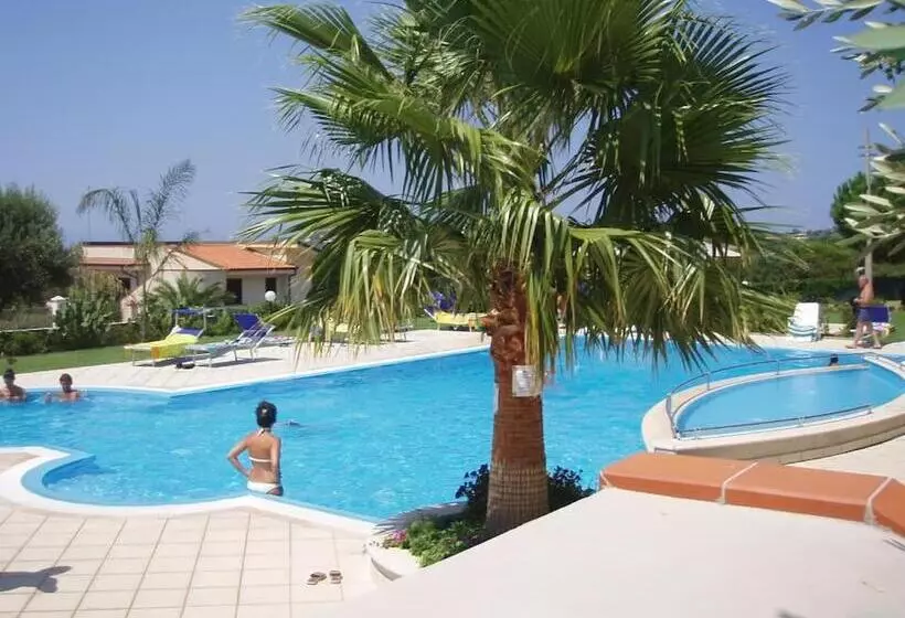 Delta Club Residence