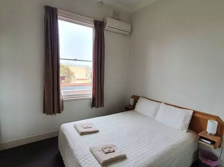 Empire Hotel Goulburn