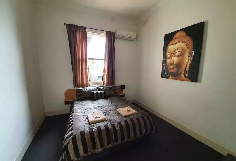 Empire Hotel Goulburn