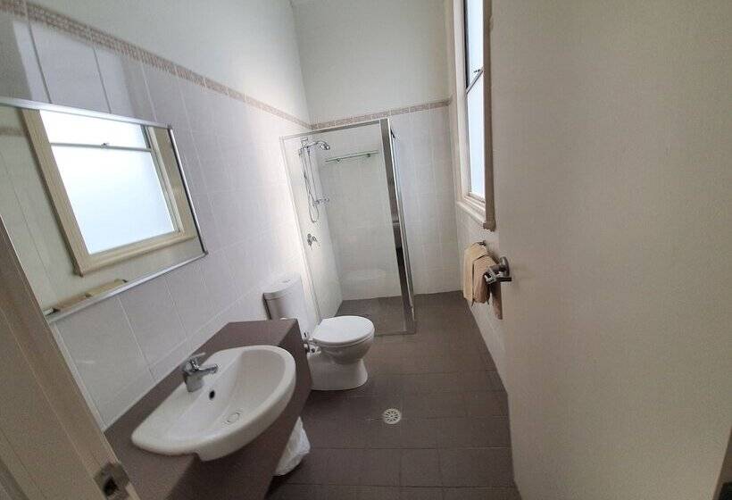 Empire Hotel Goulburn