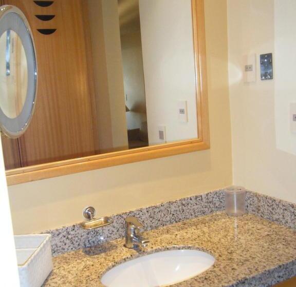 Fortaleza 703  Fortaleza 713