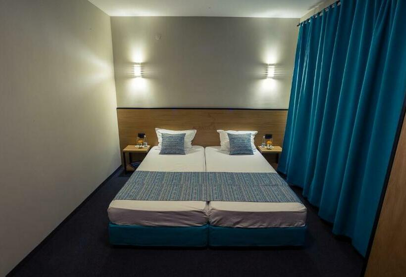 فندق Albatros New Town