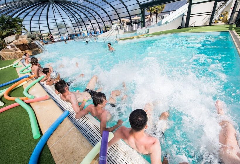 ホテル Camping Sunissim Emeraude