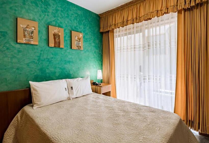 هتل Casa De La Luna