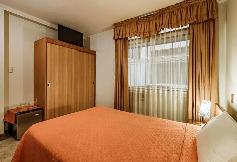 هتل Casa De La Luna