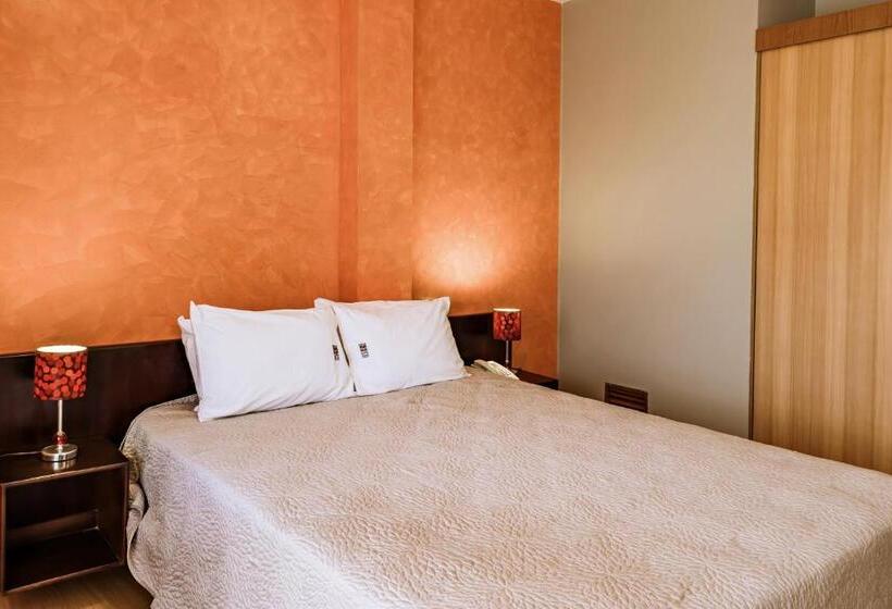 هتل Casa De La Luna