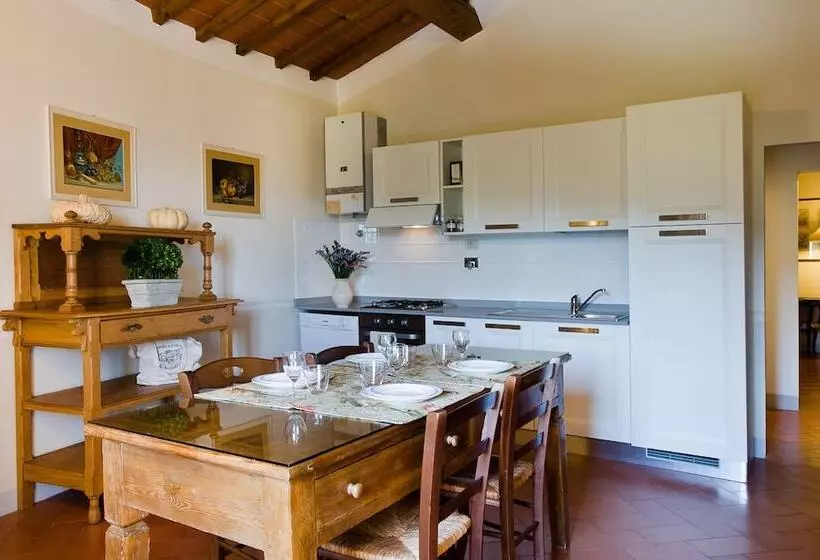 Maaseutuhotelli Casa Villa Rentals By Torre A Cona