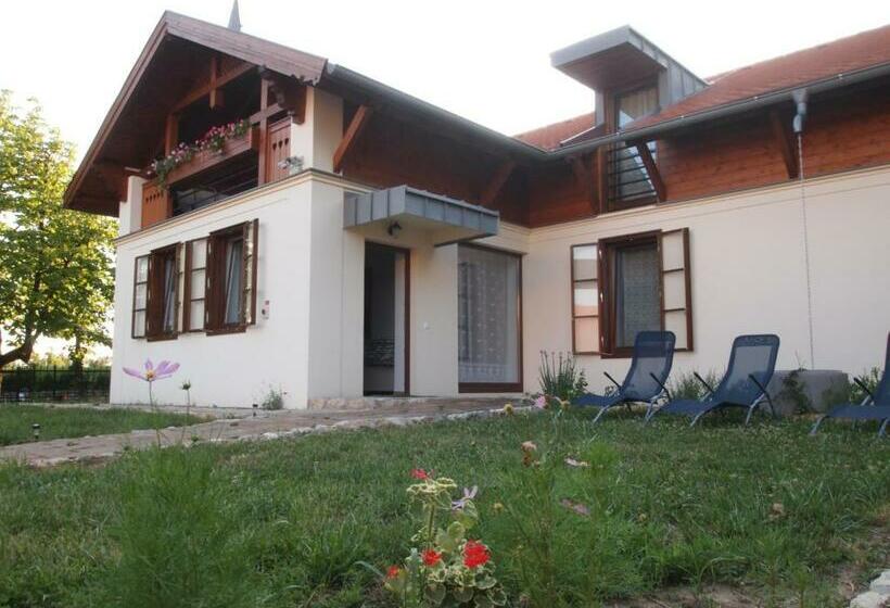 פנסיון Berkenye Vendégház