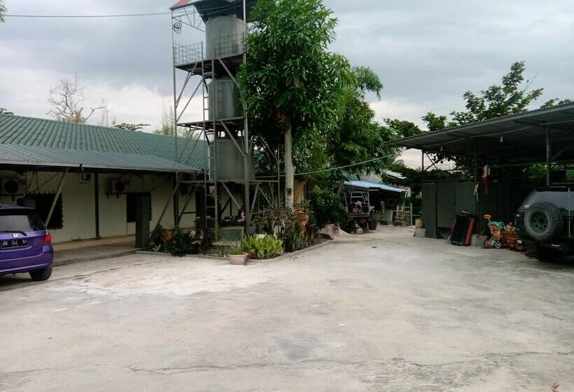 פנסיון Taman Homestay Syariah
