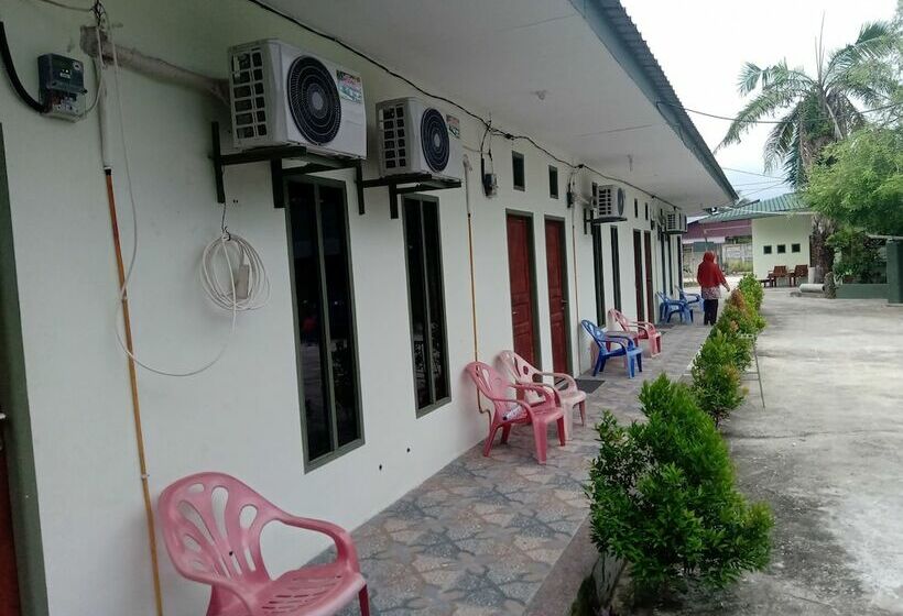 פנסיון Taman Homestay Syariah
