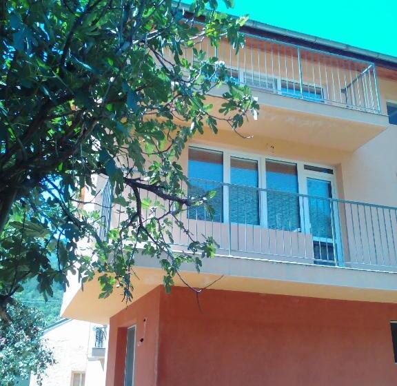 פנסיון Vila Bachkovo