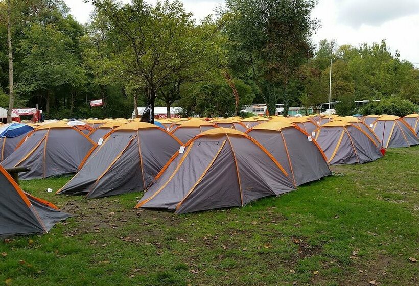 Hotel Munich Camping Glamping And Dorms