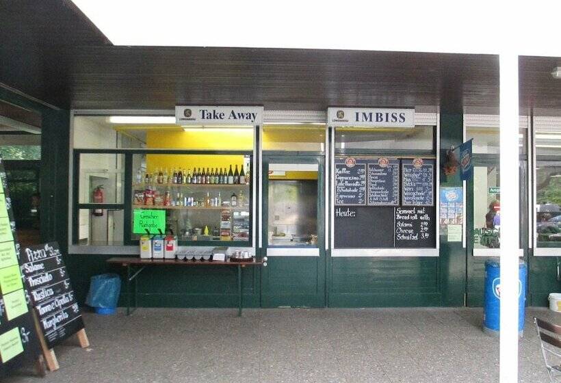 فندق Munich Camping Glamping And Dorms