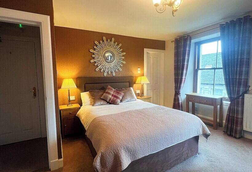 بنسيون Fort Charlotte Guest House