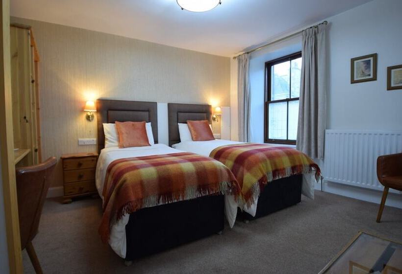 بنسيون Fort Charlotte Guest House