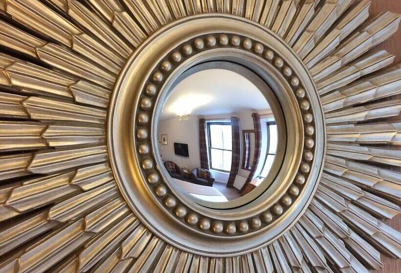 بنسيون Fort Charlotte Guest House