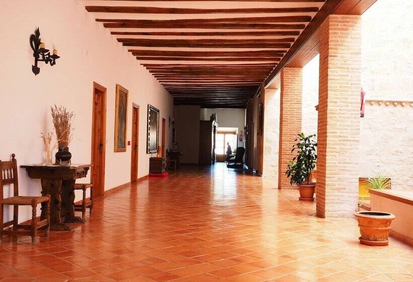 פונדק Monasterio El Olivar