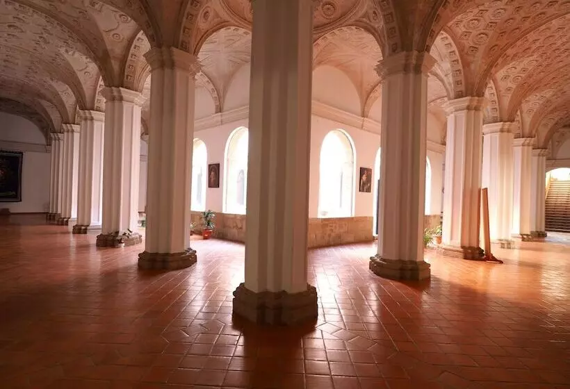 簡易ホテル Monasterio El Olivar