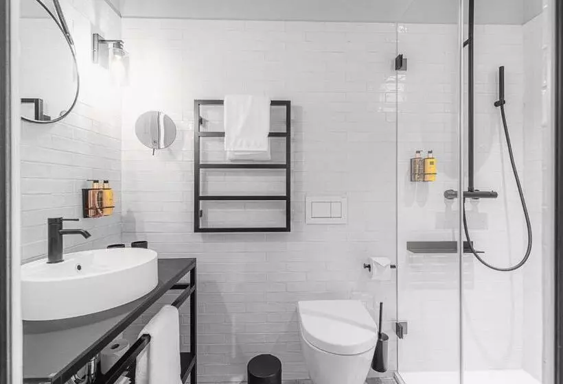 Hotelli Alpine Inn Davos