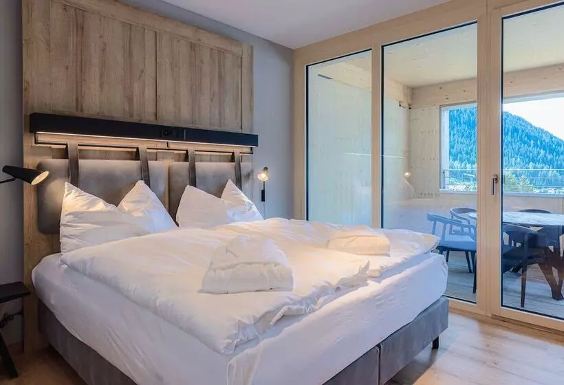 Hotelli Alpine Inn Davos