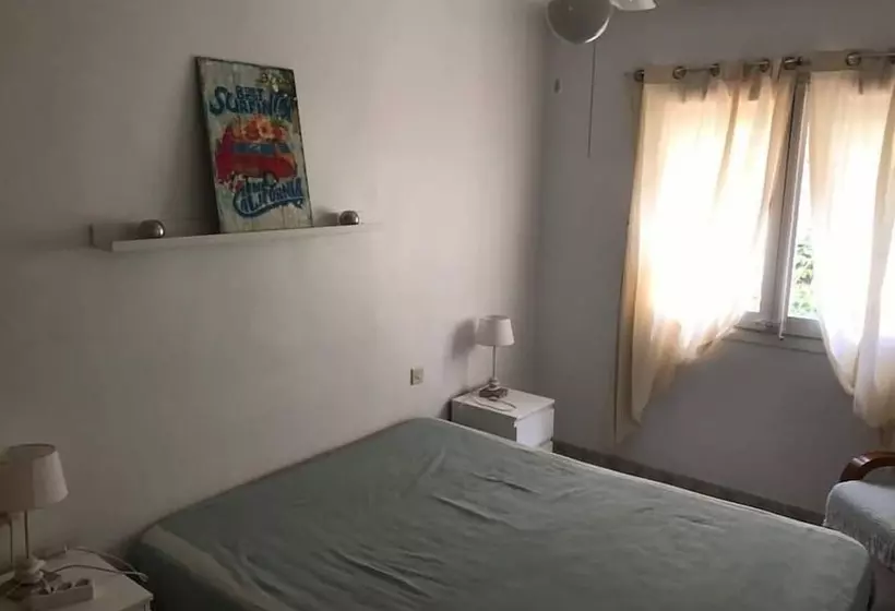 ホテル Apartamento Horta Sta María   107b