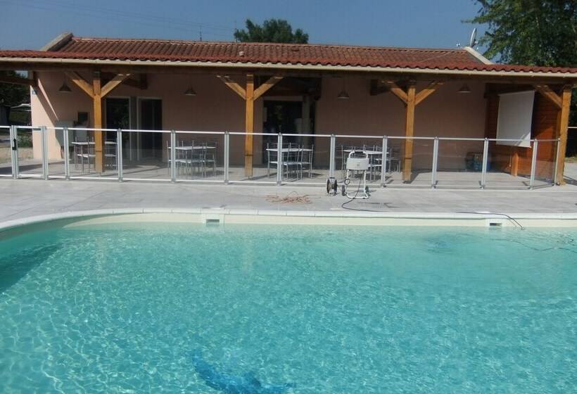 酒店 Camping La Croix Badeau Tentes équipées