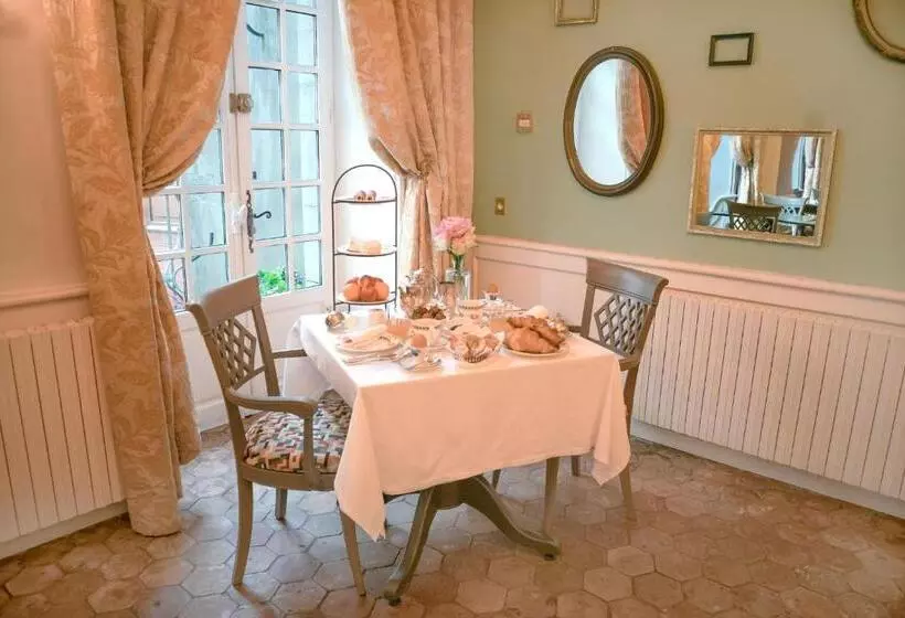 ホテル Chambres D Hôtes Relais Mira Peis