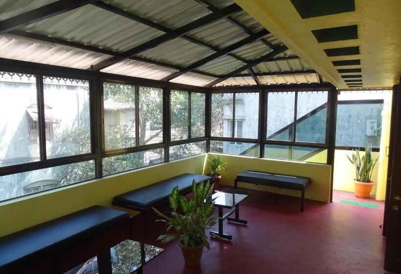 Pension (Hôtel basse catégorie) Bakul