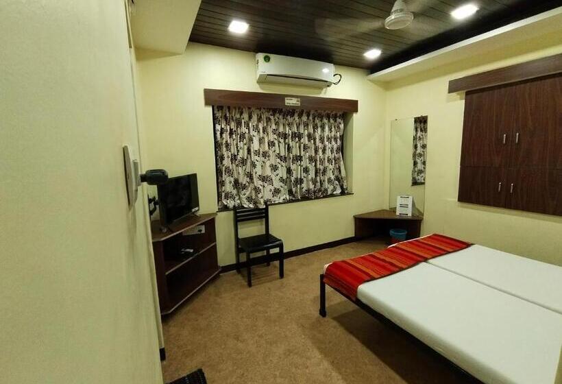 Pension (Hôtel basse catégorie) Bakul