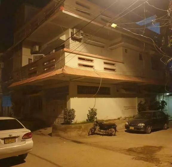 پانسیون Royal Palace Guest House