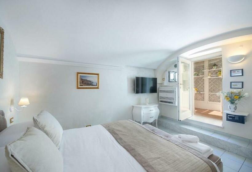 פנסיון Villa Lauro Dependance