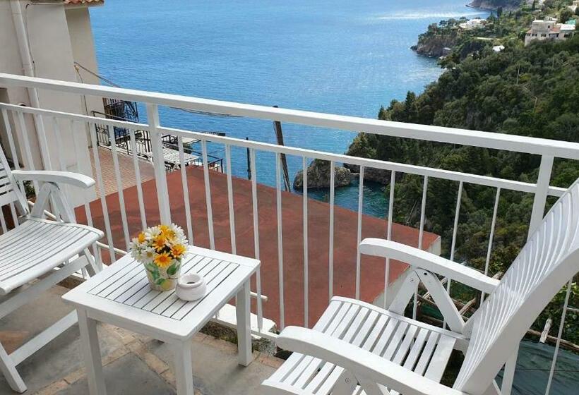 פנסיון Villa Lauro Dependance