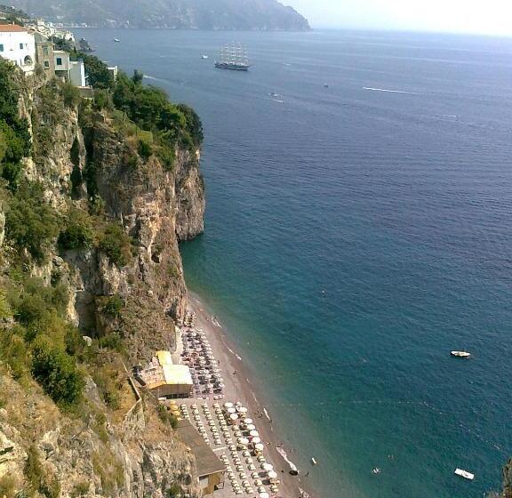 פנסיון Villa Lauro Dependance