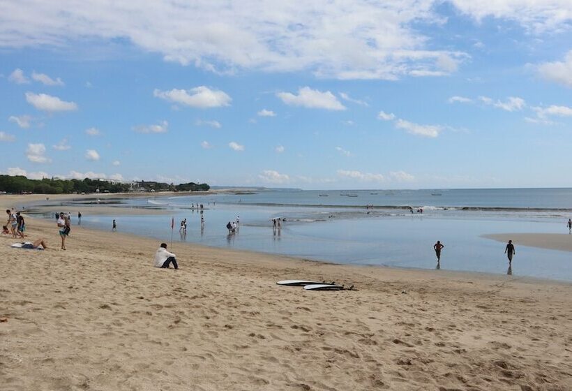 Amaris Hotel Legian Bali