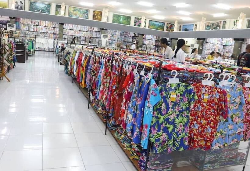 Amaris Hotel Legian Bali