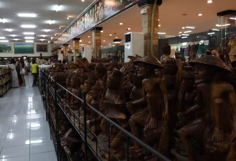 Amaris Hotel Legian Bali