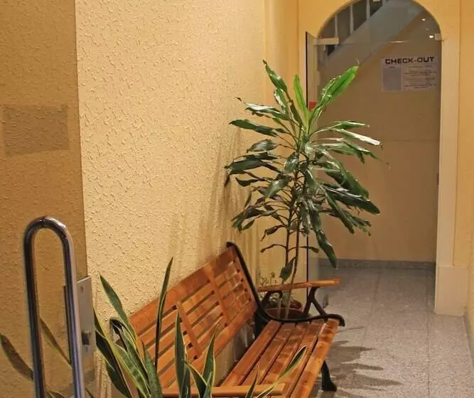 تختخواب و صبحانه Residencia Vale Formoso