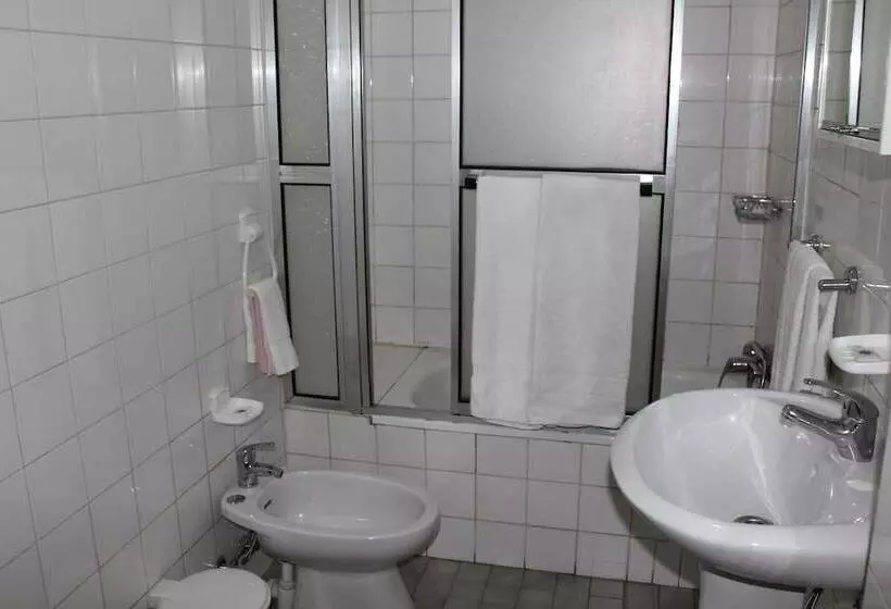 تختخواب و صبحانه Residencia Vale Formoso